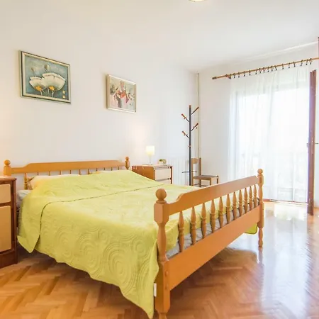 Apartment Apartman Marta