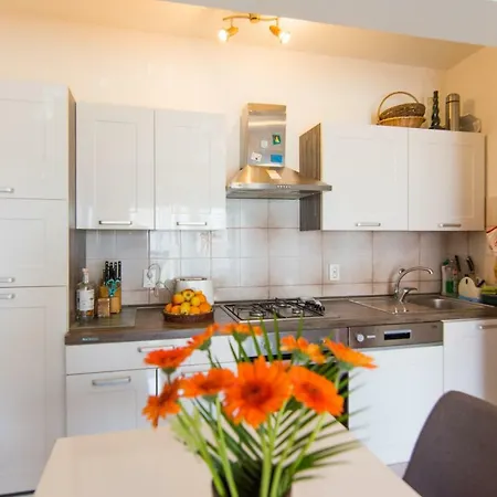 Apartman Marta Biograd Na Moru