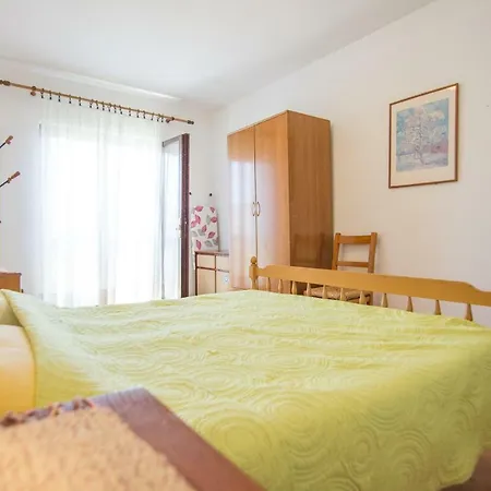 Apartman Marta Apartment *